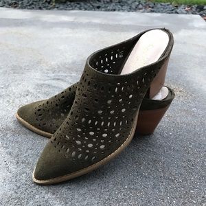 Seychelles Heeled Shoe